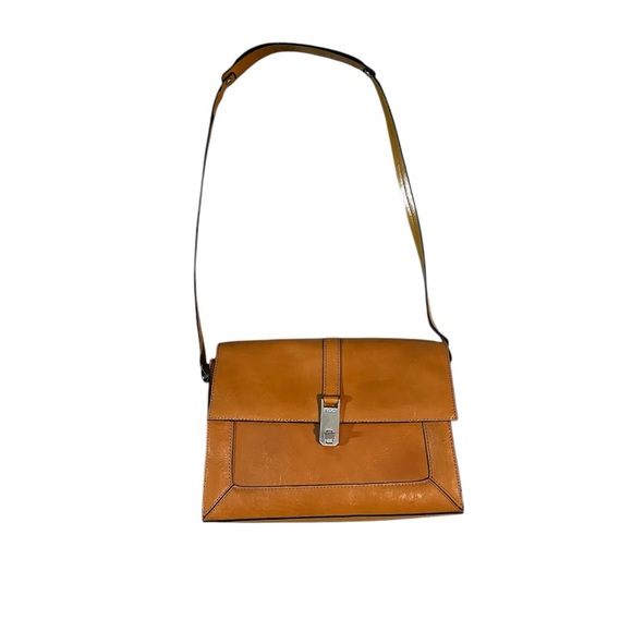 EGO Handbags - EGO Vintage genuine  Leather Tan Shoulder Bag with Silver Hardware